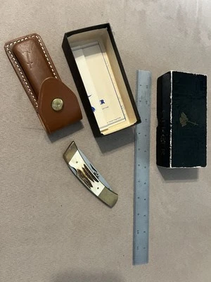 Cuchillo Gerber Sportsman II 2 Ciervos Texas Estrella Solitaria Estado Nuevo de Lote Antiguo en Caja Original Foto 1 de 4