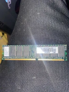 MOSEL VITELIC V826632B24SATG-B0 256MB PC2100U-2533-0-A0 DDR-RAM SO-DIMM CL2.5 - Picture 1 of 1