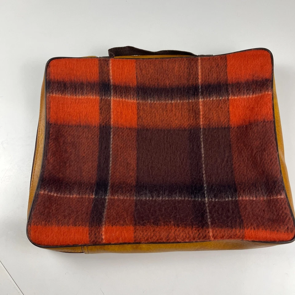 Funda de cojín de asiento vintage bronceada y a cuadros (bolsa para portátil) Foto 1 de 4