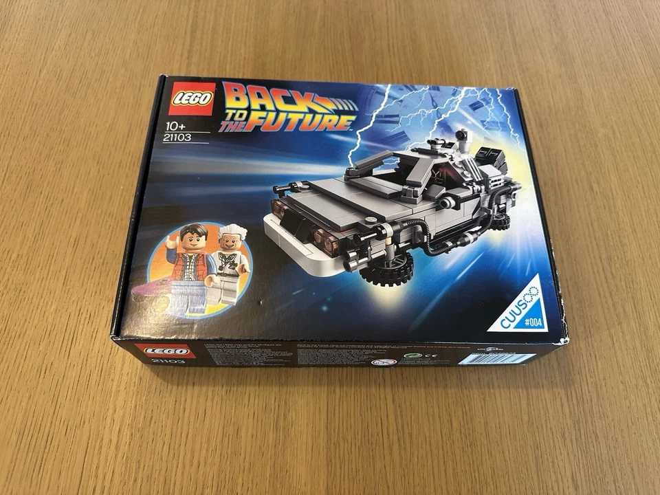 Lego set - The DeLorean Time Machine - 21103 - Complete - 'Sheild' misprint - Image 1 of 4
