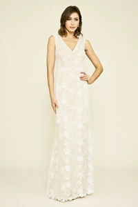 NWT Tadashi Shoji Windsor Sleeveless V-Neck Lace Gown Ivory Petal Bridal Size 10 - Picture 1 of 12