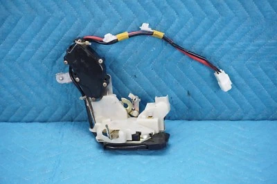 Trava de trava de porta traseira Lexus LS400 com atuador lateral do motorista 1998 1999 2000 fabricante de equipamento original - Imagem 1 de 4