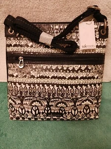 SAKROOTS ARTIST CIRCLE CANVAS CROSSBODY BAG Black And White NWT - Picture 1 of 16