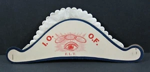 Vintage IOOF Bruderorden Odd Fellows verzierter zeremonieller Papierhut mit Augenlogo - Bild 1 von 3