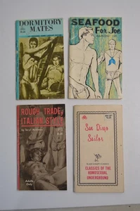 4 Vintage Gay Erwachsene Pulp Fiction Liebesromane Meeresfrüchte für Joe Schlafsaal Kumpels - Bild 1 von 10