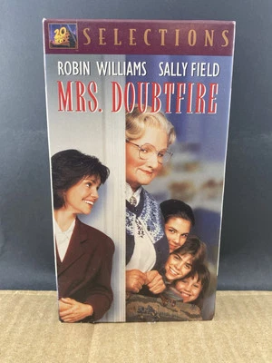Mrs. Doubtfire Selections VHS, MULTIPLE VHS SHIP FREE! - Image 1 of 2