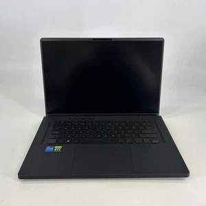 Asus ROG Zephyrus M16 GU603 16 165Hz FHD+ 2.3GHz i7-12700H 16GB 512GB RTX 3060 - Imagen 1 de 10