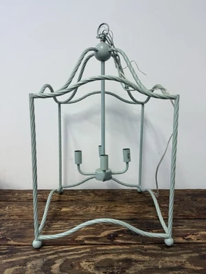 Charlotte And Ivy Pagoda Linterna Pato Huevo Azul Hierro Pintado 4 Luces Araña Foto 1 de 4