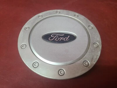 Tapacubos central Ford Windstar 99-03 OEM YF2J-1A096-AA 1F22-1A096-BA Foto 1 de 4