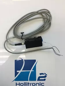 Festo SDE3-D10D-B-HQ4-2N-M8 Pressure Sensor With Cable - Picture 1 of 7