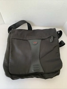 Tumi Black Nylon Messenger Laptop Work Travel Bag Adj Strap #503C - Picture 1 of 16