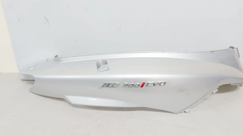 Rear fairing right Sym HD 200i evo year 2011 2014 - Image 1 of 4