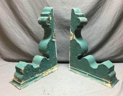 Pair Antique Wood Corbel Roof Bracket Victorian Shabby Green VTG Chic Old 73-25B - Image 1 of 4