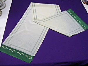 WOMAN'S LONG SCARF - SPECKLED GREEN & BEIGE W BELTS DECORATION SIGNED  - Picture 1 of 5