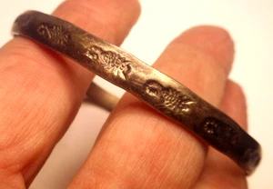 Vtg 925 Sterling Silver Taxco Etched Scorpions Bangle Bracelet 14 Grams - Picture 1 of 3