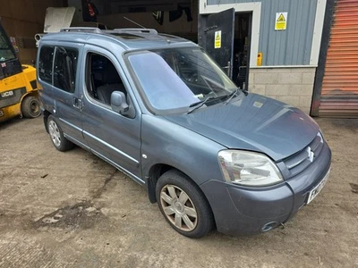 Interruttore alzacristalli Citroen Berlingo Mk1 Multispazio Hdi 5dr Mpv 2007-2018 (o/s/f) - Immagine 1 di 4