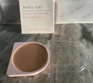 Vintage Mary Kay " BEIGE 3" Creme to Powder Foundation/ #3106 Full Size .35 oz - Picture 1 of 2