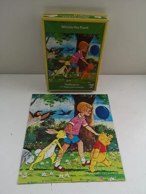 Vintage 1981 Winnie The Pooh 64 Piece Jigsaw Puzzle Waddingtons Complete - Image 1 of 4