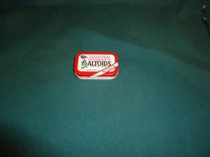 Vintage Altoids Red Peppermints Flat Top Empty Tin Collectible Container - Picture 1 of 5