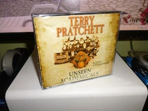 Terry Pratchett - Unseen Academicals (4xCD ) Discworld read by Tony Robinson. - Picture 1 of 3