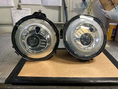 Faróis 2013-2018 Mercedes Benz G Wagon Euro Spec L/R excelente estado - Imagem 1 de 4