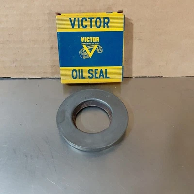 1955-1964 CHEVROLET REAR AXLE PINION OIL SEAL VICTOR 49741 GM PART# 3705725 - Image 1 of 4