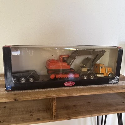 Diecast New Ray Peterbilt Lowboy, Excavator, 23 3/4" Long! 1:32 Scale - Image 1 of 4
