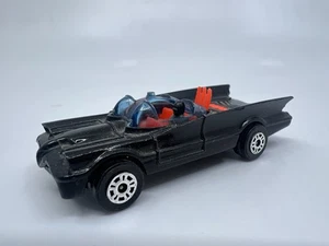 1976 Corgi Juniors Batmobile w/ Batman 1:64 Scale Toy DC Comics Vintage Car - Picture 1 of 7