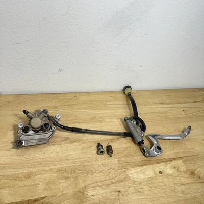 2004 Kawasaki KX65 KX 65 OEM Rear Brake Assembly Calioer Master Lever (02-22)#48 Foto 1 de 4
