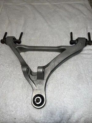 Ferrari 360 Modena Right Rear Lower Control Arm RB2117663 - Imagem 1 de 4