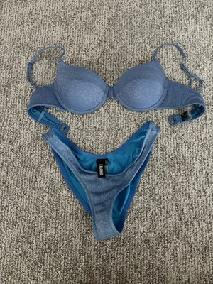 Traje de baño triángulo bikini azul XS top / XXS inferior Foto 1 de 2