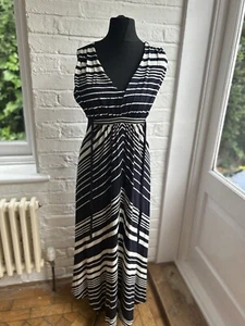 Ladies Maxi Dress By Phase Eight Size Medium Navy And Cream Striped - Picture 1 of 13