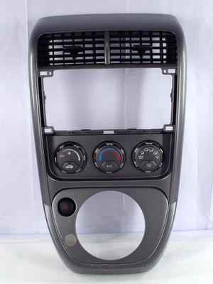 2003-2006 Honda Element painel centro controle climático e moldura de mudança de rádio fabricante de equipamento original - Imagem 1 de 4