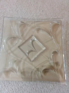 Home Decor Bohemia Osaka Glass Plate 28cm Floral Flowers Leave Engraved Design - Picture 1 of 7