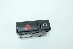 BMW Z4 EMERGENCY HAZARD SWITCH CENTRAL LOCK SWITCH - Picture 1 of 2