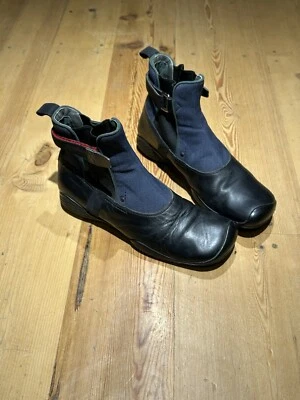 普拉达复古运动鞋2000年代 — 第 1/4 张图片