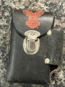 Estuche de encendedor vintage Harley Davidson cuero negro cinturón de cigarrillos lazo logotipo rojo - Imagen 1 de 5