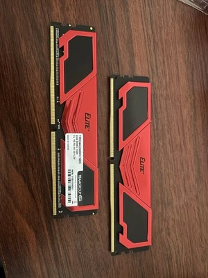 8GB Kit Team Group 4GB (4GB x2) 1Rx8 DDR4-2400 SDRAM Module - Image 1 of 4