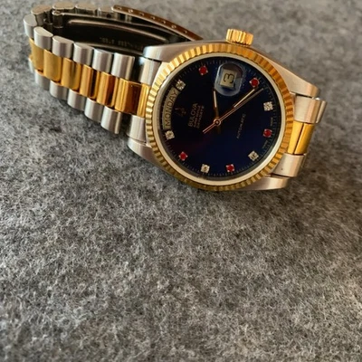 Raro Bulova Super Seville Presidente Día Fecha Ajuste Rápido Diamante Rubí Dial Foto 1 de 4