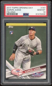 2017 Topps Opening Day #147 Aaron Judge Fielding RC PSA 10 *8496 - Picture 1 of 2