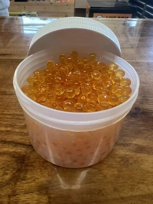 Huevos de salmón King a granel contenedor de 8 oz curados frescos - NY Waters producto de EE. UU. Foto 1 de 2