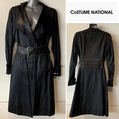 Gabardina CoSTUME NATIONAL Italia negra con cinturón, ribete de cuero 42IT, 12AU/8US Foto 1 de 4