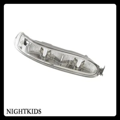 Fits for Mercedes-Benz 2003 R230 SL Class New Front  LED Turn Signal Lamp Right - Image 1 of 4