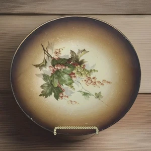 VTG Laughlin Art China Plate – Hand Painted Grapes/Currant - Brown – Eagle Mark - Imagen 1 de 11