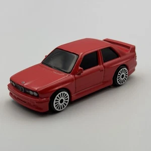 Maisto 1988 BMW 3 Series M3 (E30) Red 1:64 Diecast Collectible Diorama Model Car - Picture 1 of 7