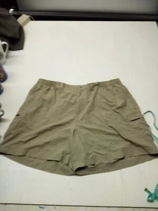Columbia Women's Shorts Size 2X Tan Shorts 4" Inseam  - Picture 1 of 4