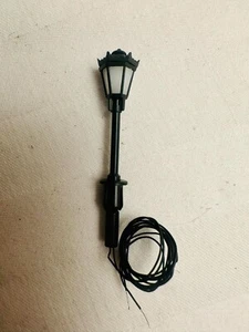 Faro de calle GM127* Viessmann H0 construido - Imagen 1 de 1