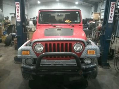 Grille Fits 97-06 WRANGLER 112559 - Image 1 of 4