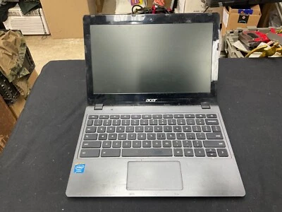 Acer ChromeBook C720 ZHN 11.6 16GB SSD Celeron 2955u 1.40GHz 2GB RAM WiFi Foto 1 de 4