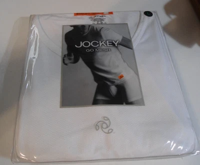 One NUEVO Jockey 2Pk. Camisetas absorbentes de malla "Go Mesh" en paquete sellado - blancas talla L Foto 1 de 4